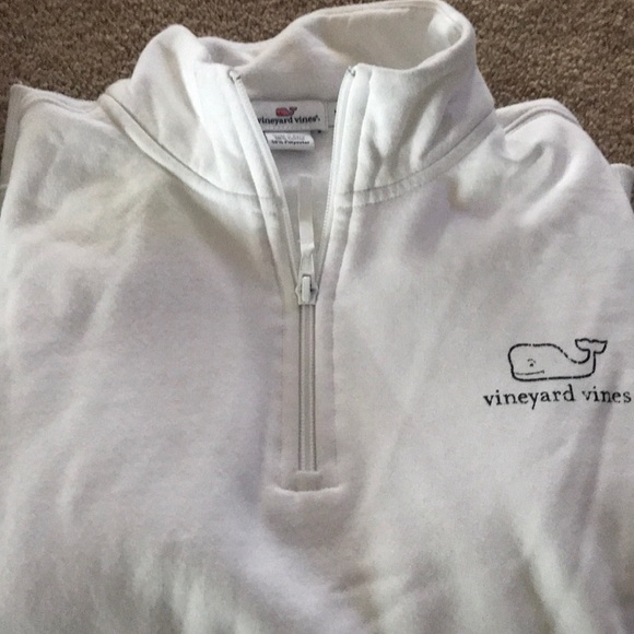 Vineyard Vines Tops - Ladies clothes